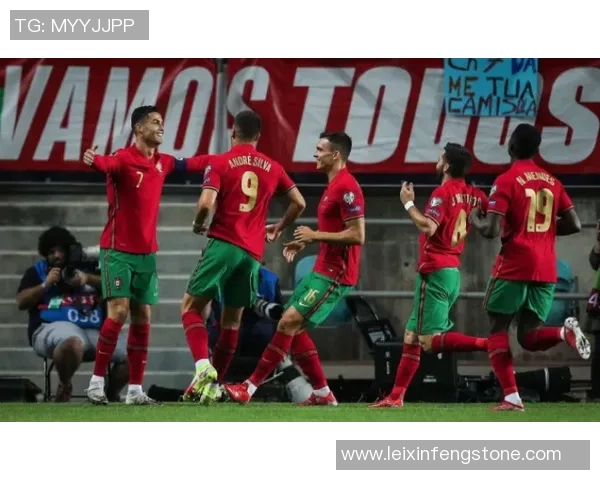 意甲精彩对决巴黎圣日耳曼大胜莱比锡球星帽子戏法引发转会热议