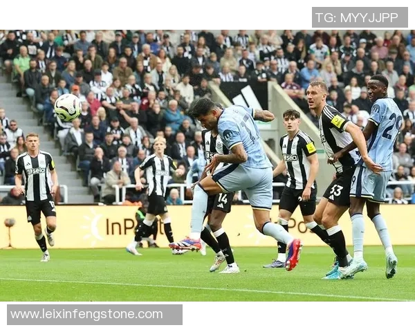 英超精彩对决波尔图小胜里昂引发全场热烈反响与十大进球回顾